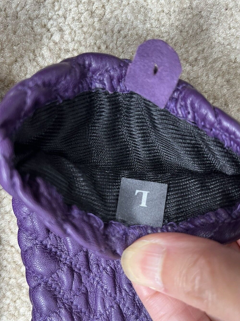 Marina Luna Purple Genuine Leather Gloves Women Size L Ruched Smocked Wrist NWOT - Picture 5 of 5